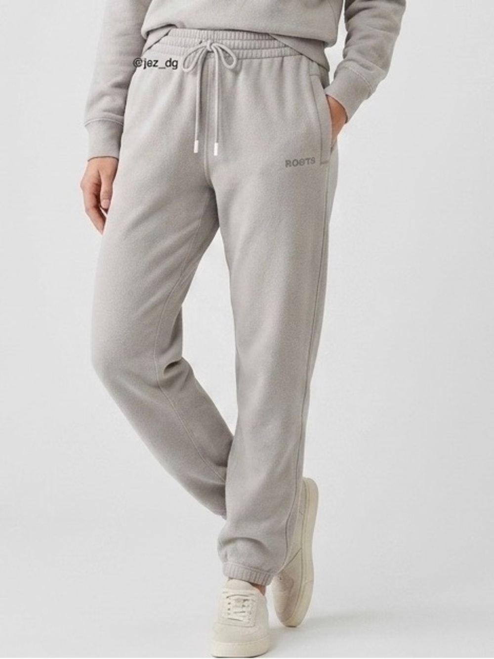 i148 ROOTS Sweatpants